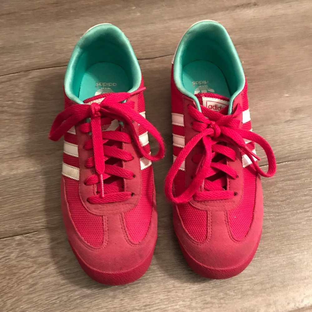 adidas dragon